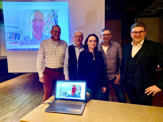 Von links: MdB Christoph Schmid (per Video zugeschaltet) Alexander von Koblinski, Konrad Schäferling, Stefanie Beese , Josef Keis, und Bernhard Wiedemann. /Foto: SPD Kesseltal