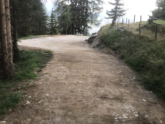 Baumaschinenverleih & Erdbau Schachner in Oberkärnten / Osttirol ist Ihr Erdbeweger in der Wegsanierung