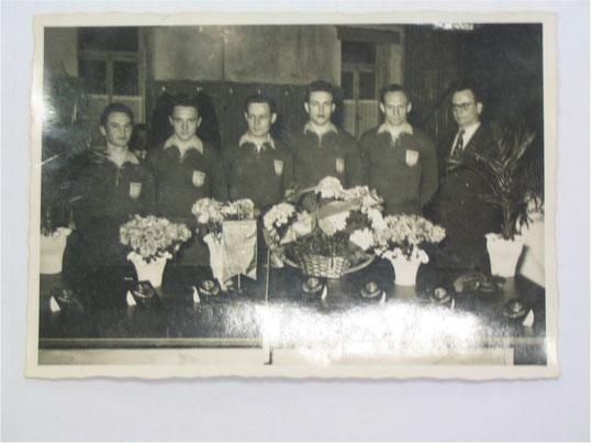 Foto der erfolgreichen Mannschaft (v.l.n.r. Günter Stickler, Rudi Abel, Werner Sittinger, Walter Zeiger, Horst Löser und Edgar Bergmann (1. Vorsitzender)