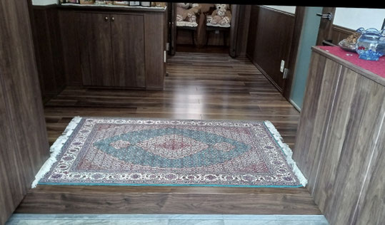 TABRIZ wool&silk ザロニムサイズ こちらの絨毯はTABRIZのFISHデザインの中でも希少な縦糸silkの高級ライン ハイクオリティなワンランク上のタブリーズ