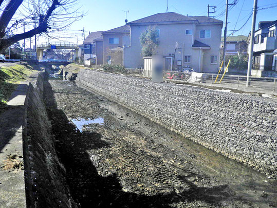 不老川護岸工　完成写真