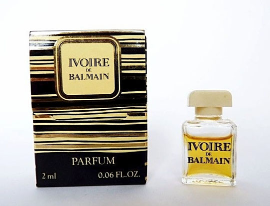IVOIRE : PARFUM 2 ML - DANS PETITE BOÎTE A RABAT, CONTENANCE INSCRITE SUR LA BOÎTE
