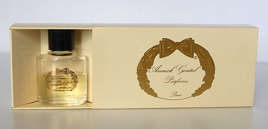 COFFRET  EAU D'HADRIEN : 1 MINIATURE & 1 MINI SAVON