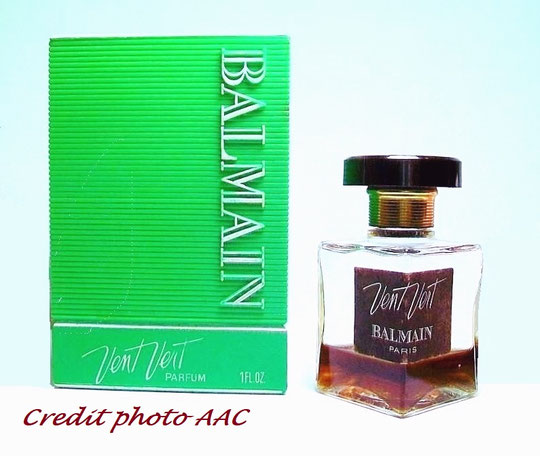 VENT VERT - PARFUM 30 ML DANS SA BOÎTE EN PLASTIQUE VERT