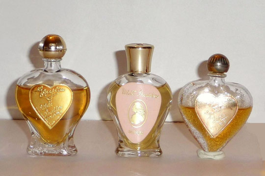 EVYAN - 3 MINIATURES EN FORME DE COEUR : FRAGRANCE WHITE SHOULDERS