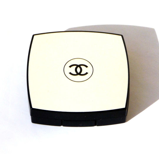 CHANEL - MINI POUDRE PRESSEE