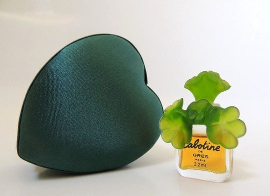 CABOTINE - MINIATURE PARFUM 3,2 ML PRESENTEE DANS UNE TROUSSE EN SATIN VERT EN FORME DE COEUR