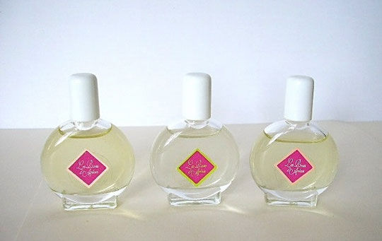 YVES ROCHER : 3 MINIATURES DITES "FLACON MONTRE" - FONT PARTIE D'UNE SERIE ICI INCOMPLETE