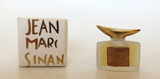 SINAN JM - EAU DE  PARFUM - PETIT FLACON EN VERRE DEPOLI - BOUCHON DORE EN FORME DE CORNE