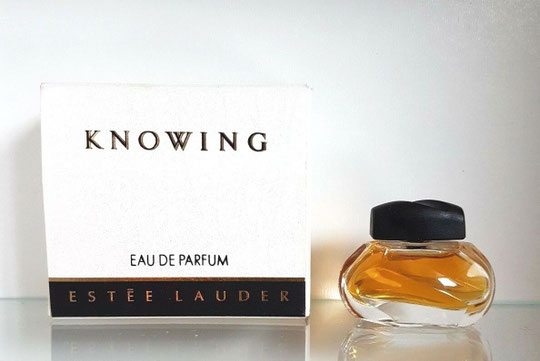 KNOWING - EAU DE PARFUM AVEC BOUCHON NOIR EN PLASTIQUE