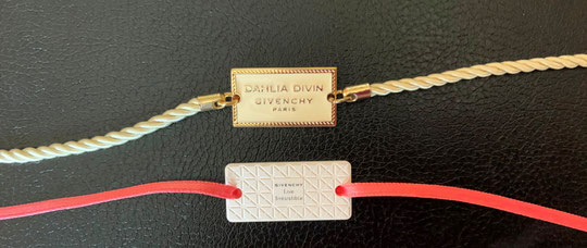GIVENCHY - 2 CERAMIQUES : DAHLIA DIVIN & LIVE IRRESITIBLE SUR RUBANS