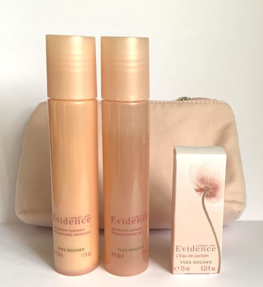 COMME UNE EVIDENCE L'EAU DE PARFUM - TROUSSE DECOUVERTE COMPORTANT :  - 1 GEL DOUCHE PARFUME, - 1 LAIT CORPOREL PARFUME & UNE MINIATURE EAU DE PARFUM 7,5 ML