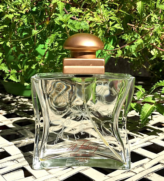 24 FAUBOURG - VAPORISATEUR EAU DE TOILETTE 50 ML - ARRIERE DU FLACON