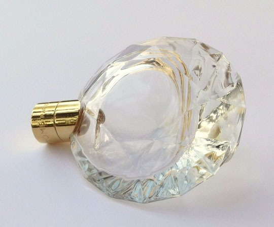 MAGIE - FLACON PARFUM EN CRISTAL DE BACCARAT A FACETTES, RECHARGEABLE