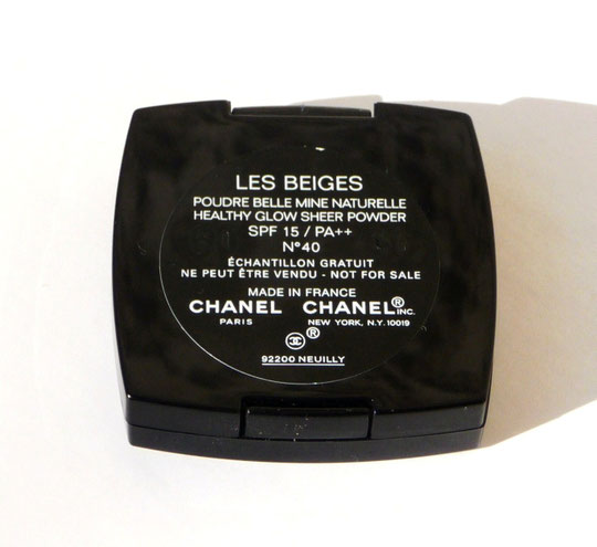 MINI POUDRE PRESSEE - ECHANTILLON OFFERT EN PARFUMERIE