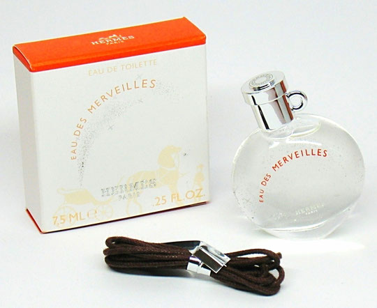 2004 - EAU DES MERVEILLES : EAU DE TOILETTE 7,5 ML 