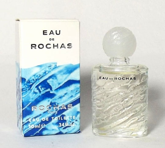 EAU DE ROCHAS - EAU DE TOILETTE 10 ML - BOUCHON BOULE EN PLASTIQUE BLANC : ENCORE UNE AUTRE VERSION DE LA BOÎTE, DIFFERENTE DES PRECEDENTES MONTREES