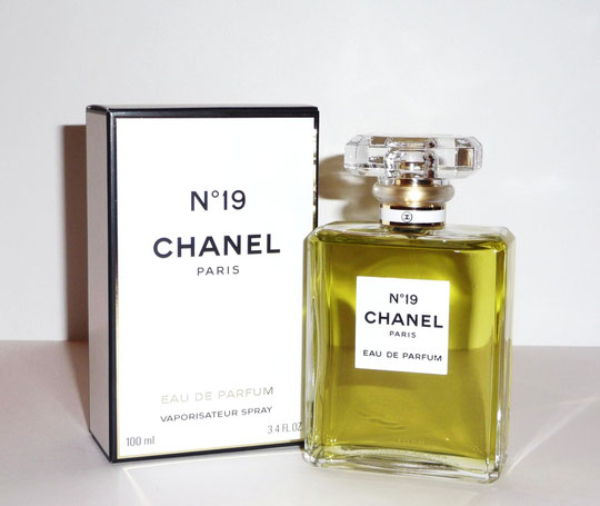 N° 19 - VAPORISATEUR EAU DE PARFUM 100 ML