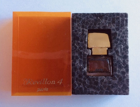 REVILLON 4 : LA MÊME MINIATURE DANS SA BOÎTE