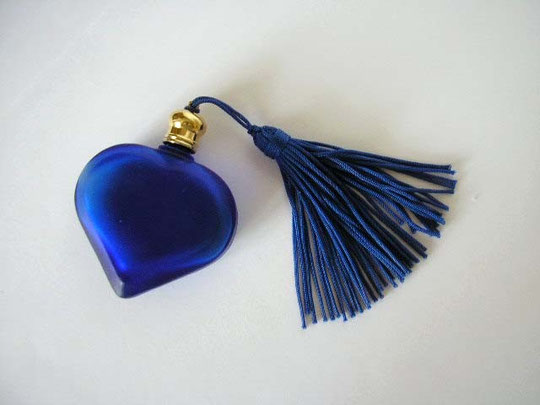 FLACON COEUR BLEU NUIT A FLOCHE