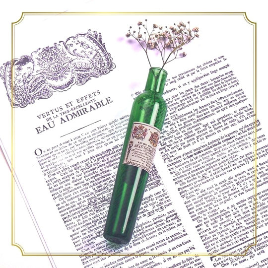 JEAN-MARIE FARINA - EAU DE COLOGNE : FLACON ACTUELLEMENT DIFFUSE - PHOTO DE PRESSE INSTAGRAM