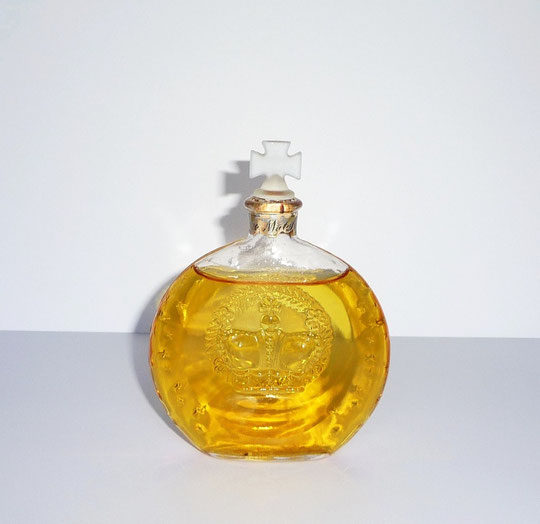 SPARKLING BURGUNDY BATH (BAIN MOUSSANT) 120 ML - FLACON AVEC COURONNE EN RELIEF EN FACADE, BOUCHON EN FORME DE CROIX EN VERRE DEPOLI
