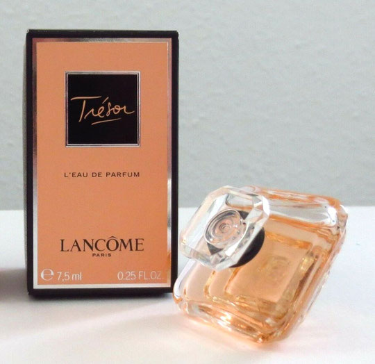TRESOR - L'EAU DE PARFUM 7,5 ML : RARE MINIATURE DESTINEE POUR L'ETRANGER, DANS GROSSE BOÎTE