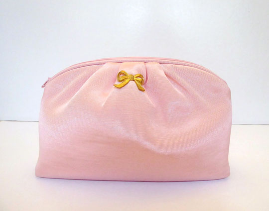 TROUSSE ROSE EN SATIN