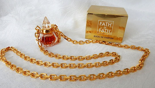 FATH DE FATH - BIJOU DE PARFUM MONTE SUR GROSSE CHAINE DOREE