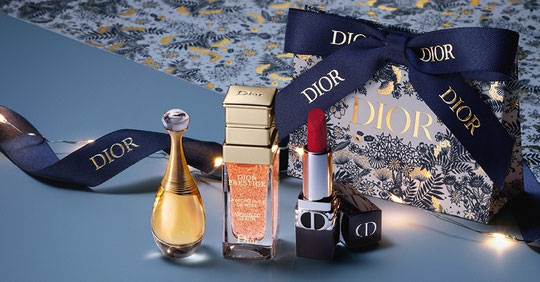 NOËL 2021 - LE COFFRET 30 MONTAIGNE CONTIENT CES 3 MINIATURES PLUS LA MINIATURE MISS DIOR
