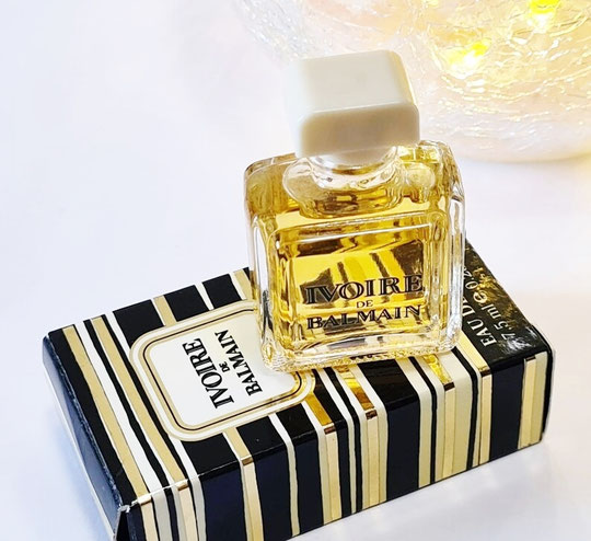PIERRE BALMAIN - IVOIRE, EAU DE TOILETTE 7,5 ML DANS BOÎTE A RABAT
