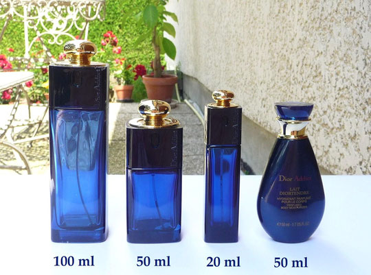 DIOR ADDICT - SERIE DE FLACONS EN VERRE TEINTE BLEU, DIFFERENCES CONTENANCES