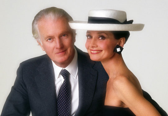 MONSIEUR HUBERT DE GIVENCHY ET MADAME AUDREY HEPBURN, L'EGERIE DE LA MARQUE