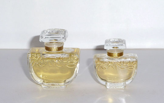 DEUX FLACONS CONTEMPORAINS - PARFUM 15 ML & 7,5 ML
