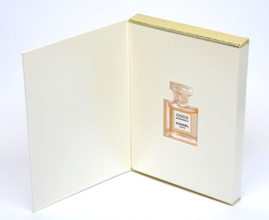 COCO MADEMOISELLE - MINIATURE PARFUM PRESENTEE DANS BOÎTE LIVRE : OUVERTE