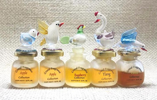 CHICCA - COLLECTION CRISTAL FRAGRANCES : QUELQUES MINIATURES