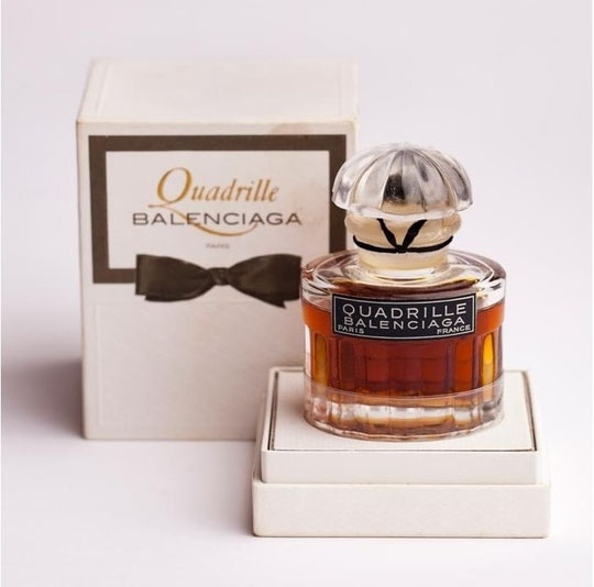 BALENCIAGA - QUADRILLE : PARFUM ANCIEN AVEC BOUCHON EN VERRE DEMI-COUPE - ETIQUETTE NOIRE