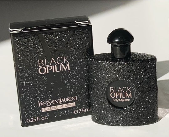 2022 - BLACK OPIUM EAU DE PARFUM EXTRÊME, 7,5 ML