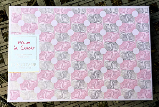2018 - COFFRET FLEURS DE CERISIER