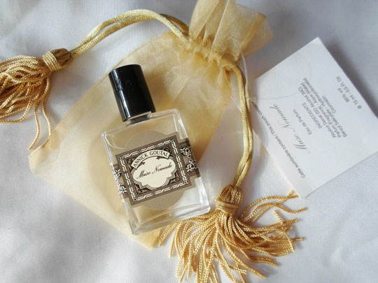 2008 - MUSC NOMADE : EAU DE TOILETTE 15 ML - MINIATURE IDENTIQUE A CELLE DE LA PHOTO PRECEDENTE
