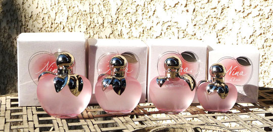 2013 - NINA L'EAU : SERIE DE 4 FLACONS "POMME" ROSES DONT LA MINIATURE