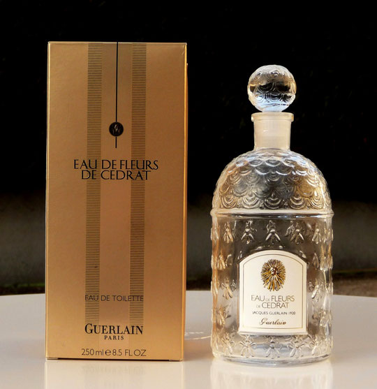 FLACON "ABEILLES BLANCHES" : EAU DE FLEURS DE CEDRAT, EAU DE TOILETTE 250 ML
