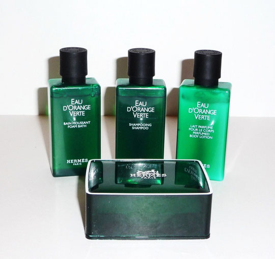 EAU D'ORANGE VERTE : ENSEMBLE DE PRODUITS POUR LA TOILETTE