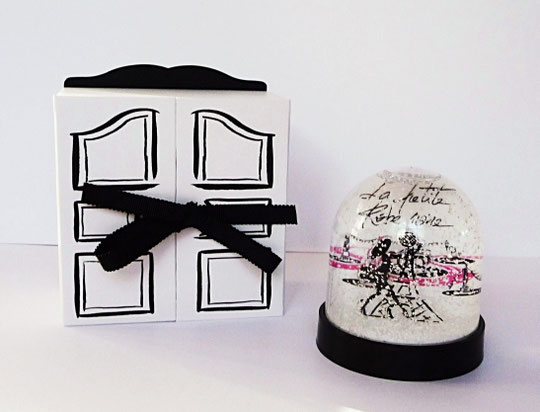 LE DRESSING LA PETITE ROBE NOIRE & BOULE DE NEIGE