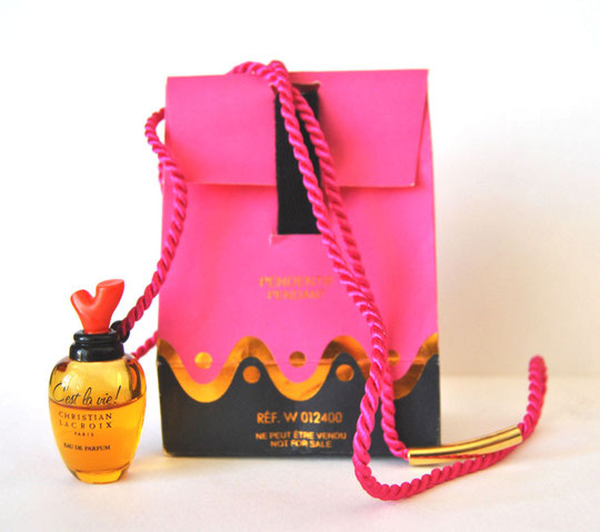 CHRISTIAN LACROIX - C'EST LA VIE - EAU DE PARFUM 4 ML, MINIATURE  A PORTER EN PENDENTIF