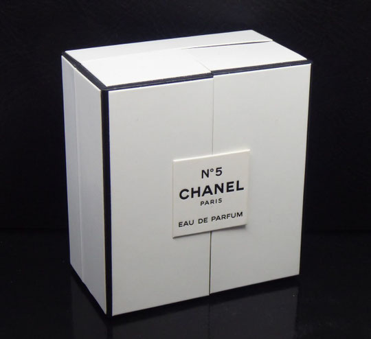 NOËL 2015 - PRESENTATION SPECIAL N° 5 EAU DE PARFUM : COFFRET FERME