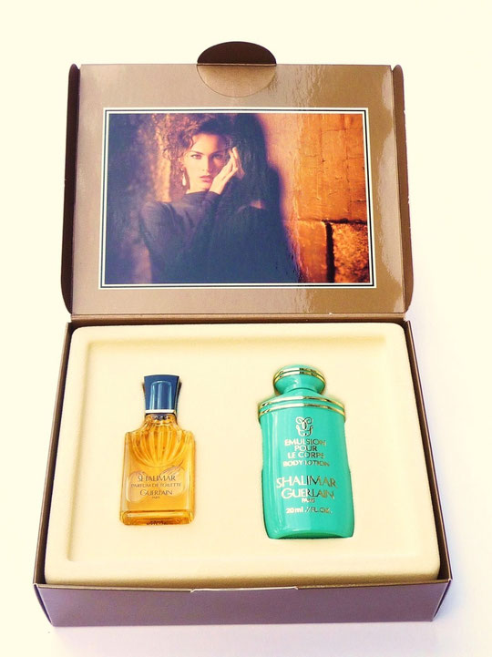 COFFRET SHALIMAR DORE CONTENANT : - 1 MINIATURE EAU DE TOILETTE &  1 EMULSION POUR LE CORPS PARFUMEE