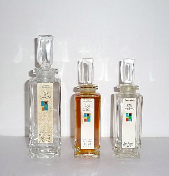 1980 : 3 TAILLES DIFFERENTES POUR LES EAUX DE CARON - 3 FLACONS DITS "PIED-DOUCHE" : 200 ML - 100 ML - 100 ML