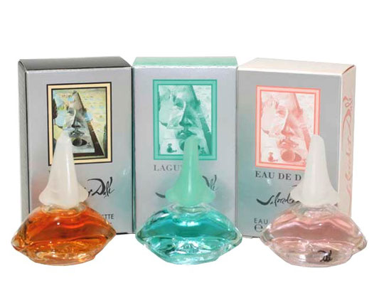 3 MINIATURES DIFFERENTES : SALVADOR DALI, LAGUNA, EAU DE DALI