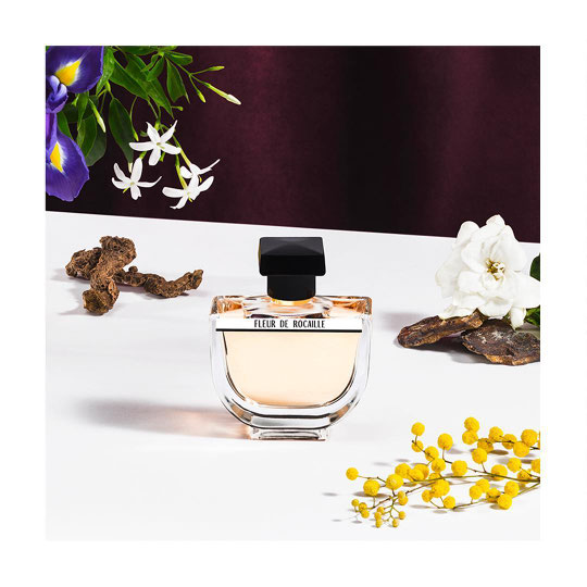 2018-2019  : FLEUR DE ROCAILLE :  NOUVELLE PRESENTATION POUR TOUTES LES FRAGRANCES CARON : FLACON VASQUE, BOUCHON NOIR PLASTIQUE